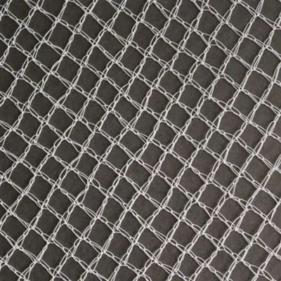 هل تجذب شباك الصيد المصنوعة من البوليستر الكائنات البحرية؟